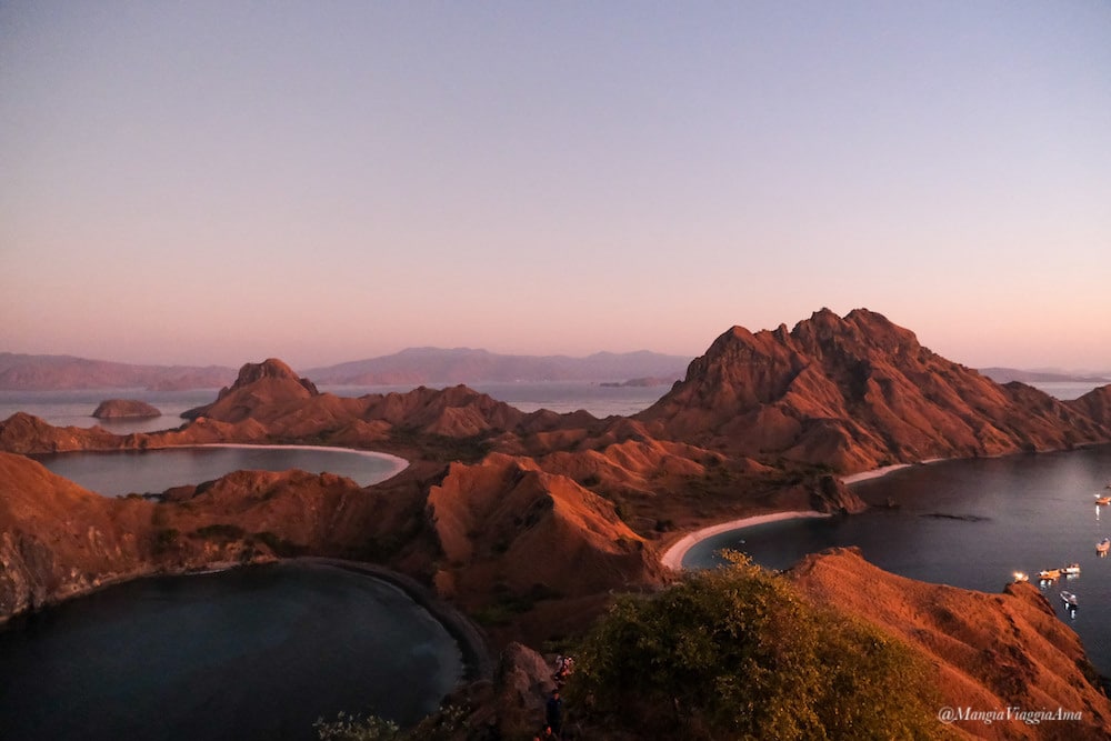 Alba a Padar Island viaggio a Komodo Padar Island viaggio a Komodo