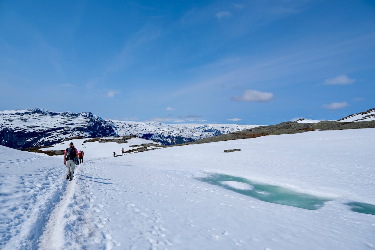 Trolltunga con la neve Trolltunga con la neve